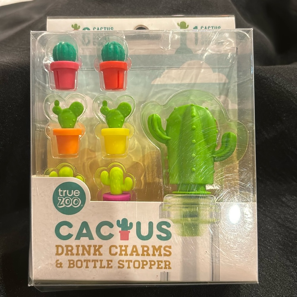 NIP Cactus Drink Charms and Bottle Stopper